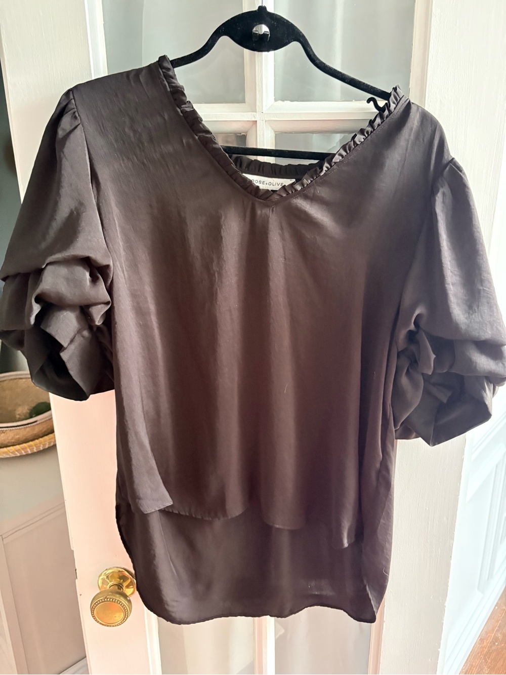Rose & Olive Dark Brown V-Neck Puff Sleeve Blouse